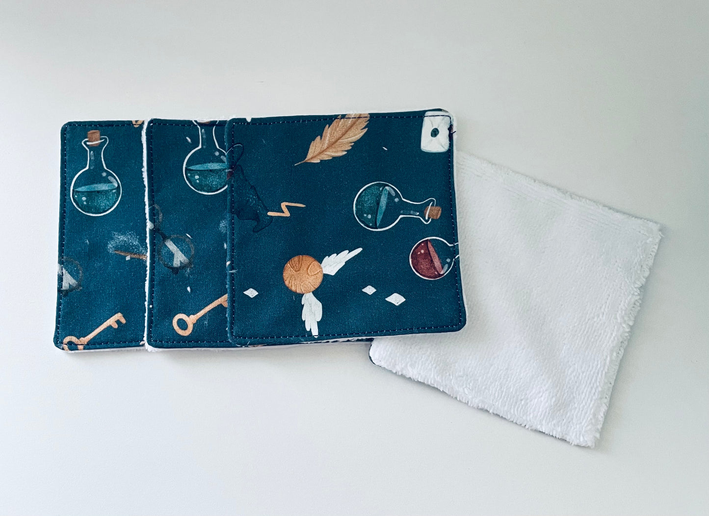 Cotons lavables / Cotons réutilisables / Lingettes lavables / Lingettes réutilisables / Lingettes visage / Lingettes Harry Potter