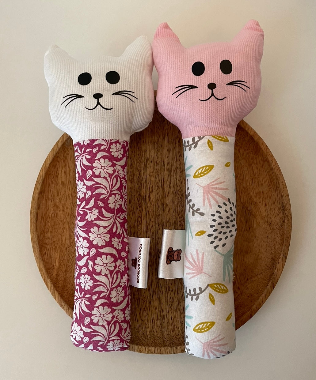 Hochet bébé grelots éveil / cadeau personnalisé / hochet chat / hochet personnalisé